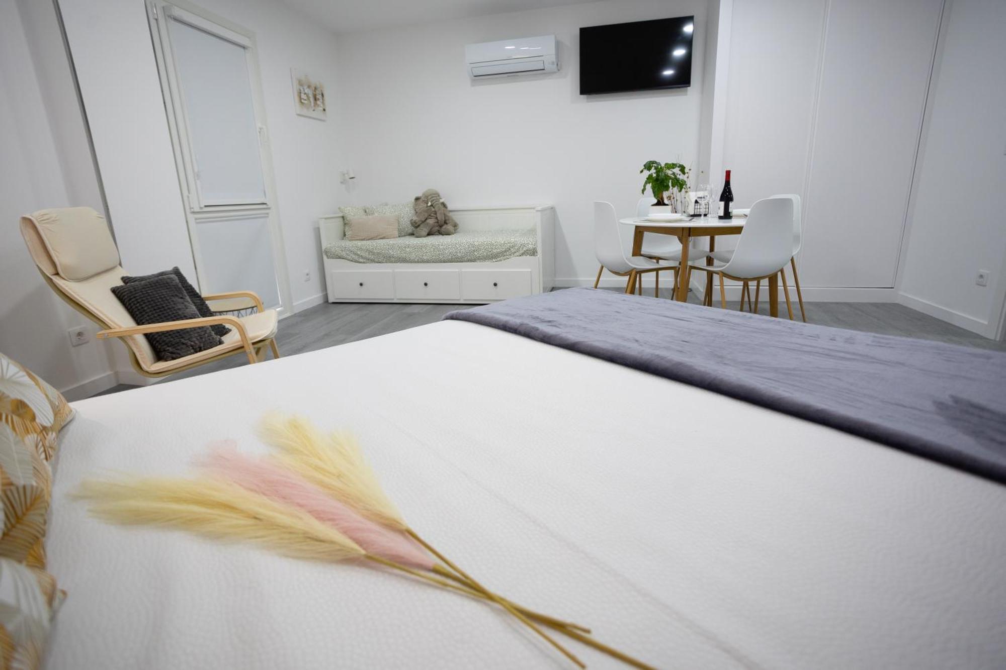 Huna Apartamentos 帕德隆 外观 照片